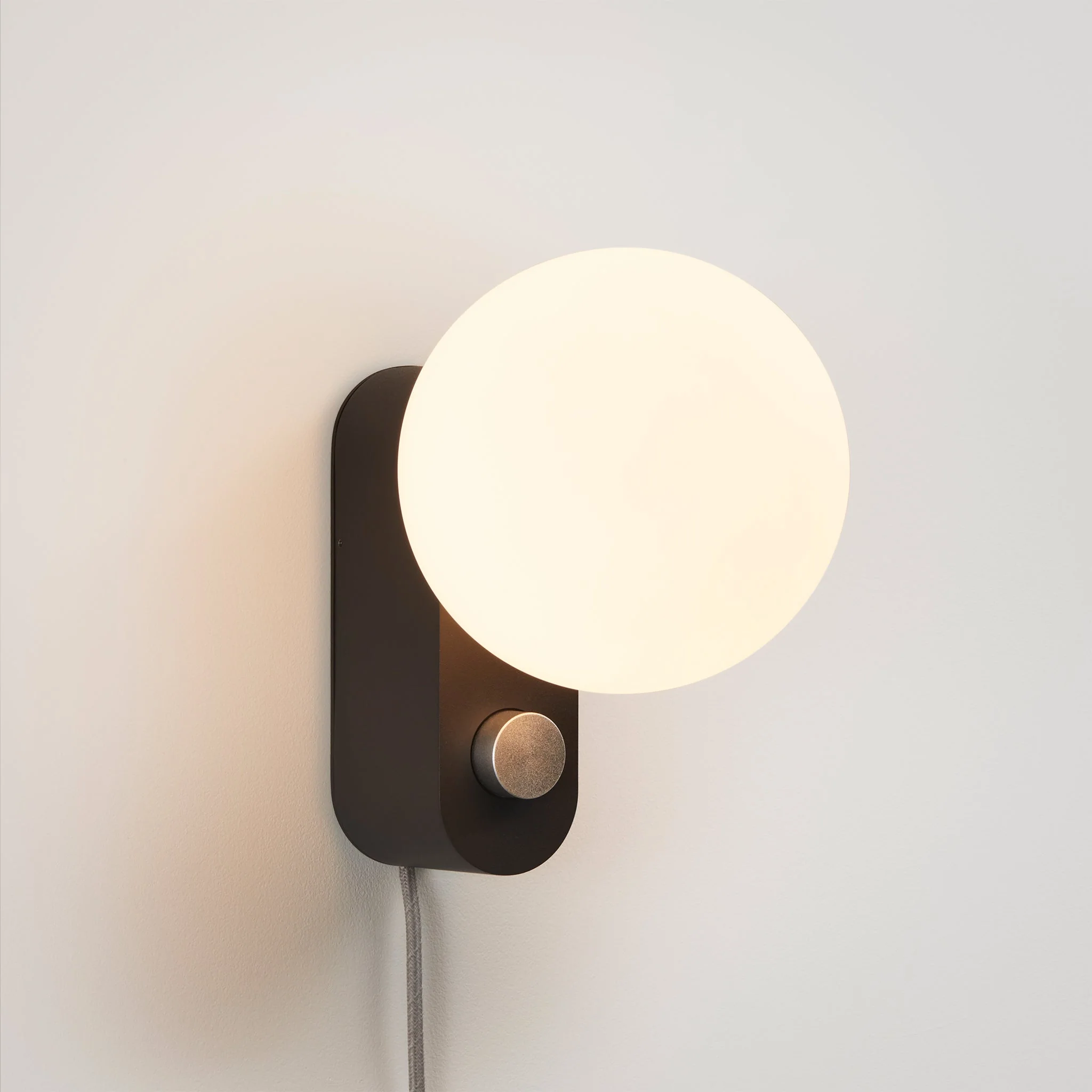 Alumina Multi-Use Lamp in Charcoal - Image 6