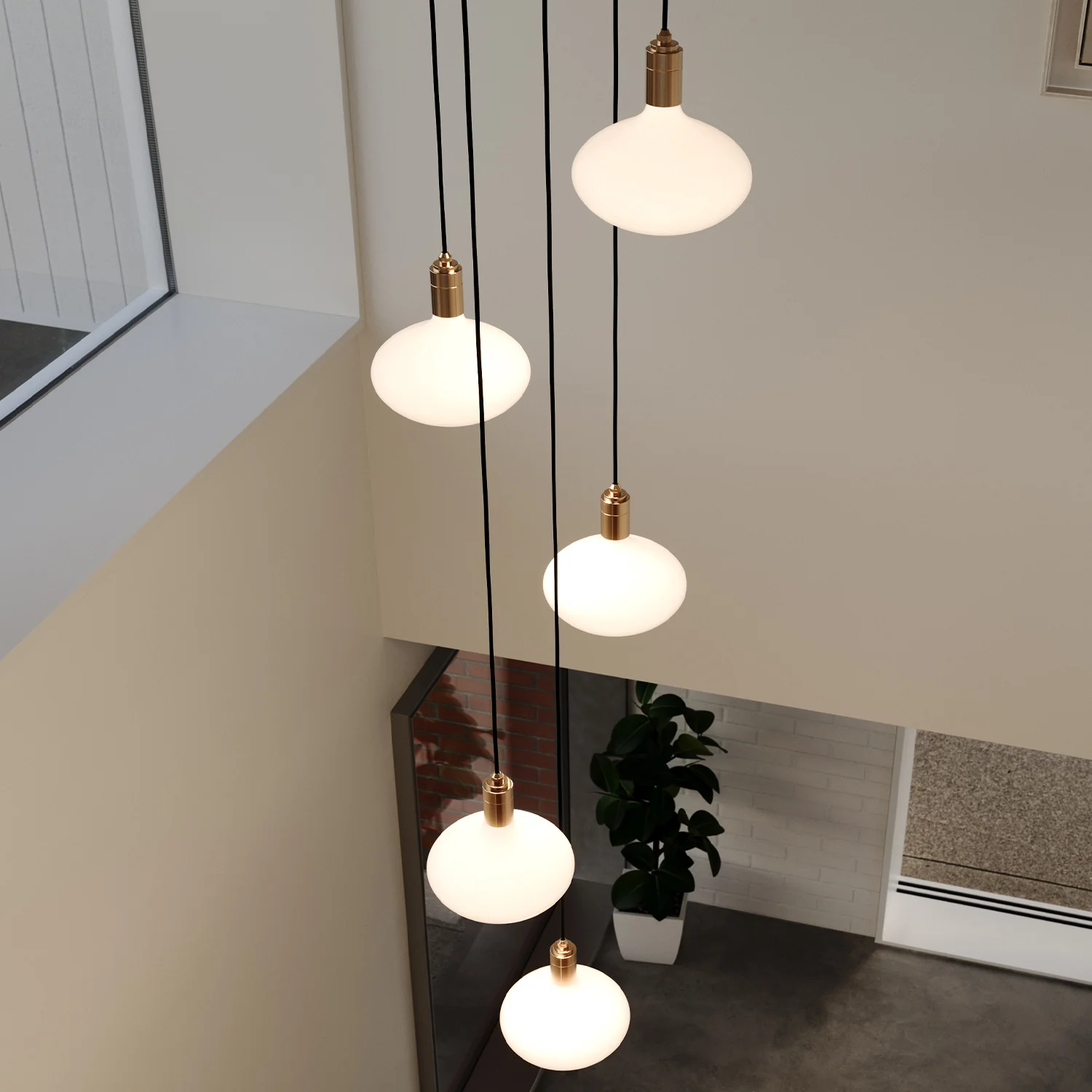 Five Pendant in Brass + Oval II - Image 4