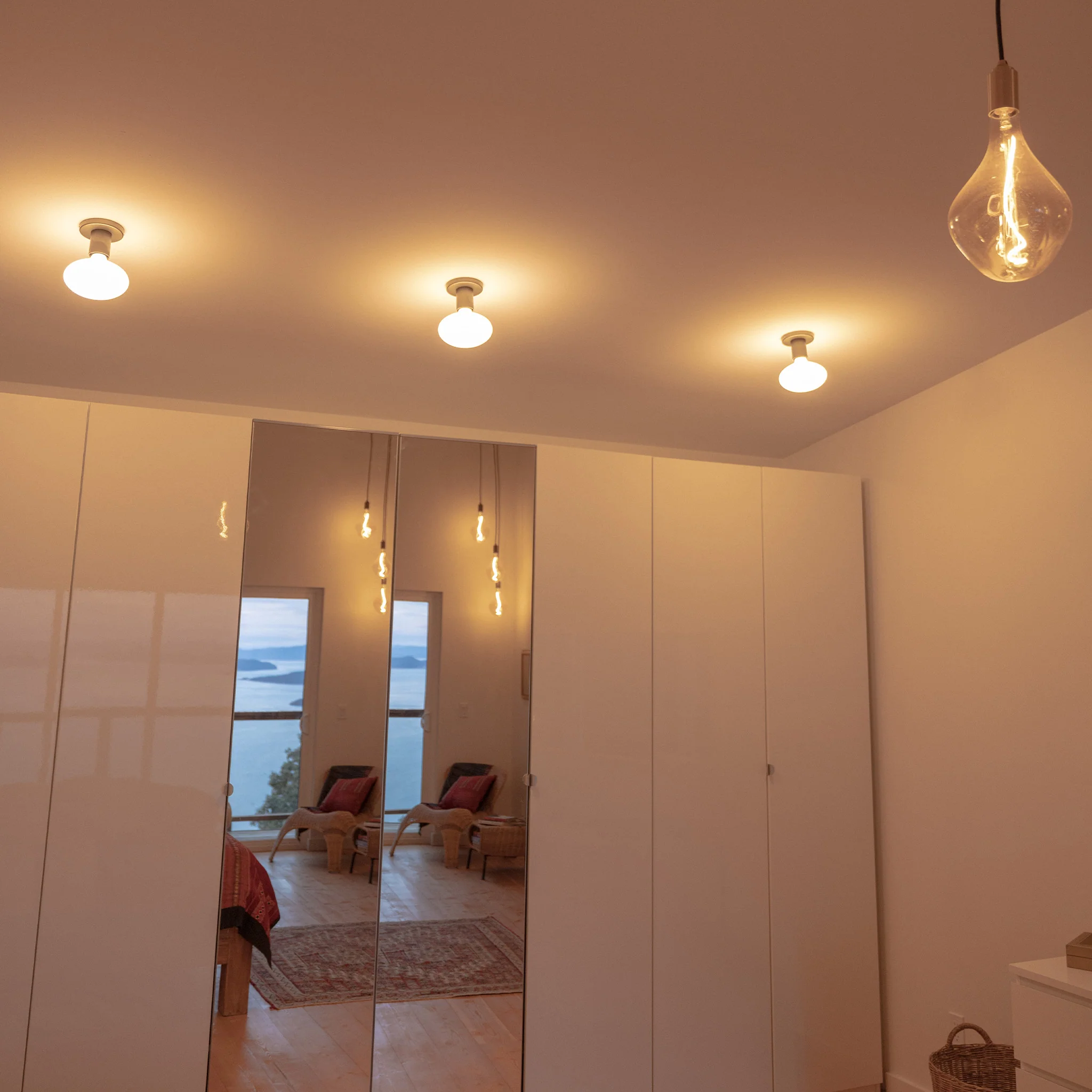 Lochan Wall Light in Brass + Oval - Image 5