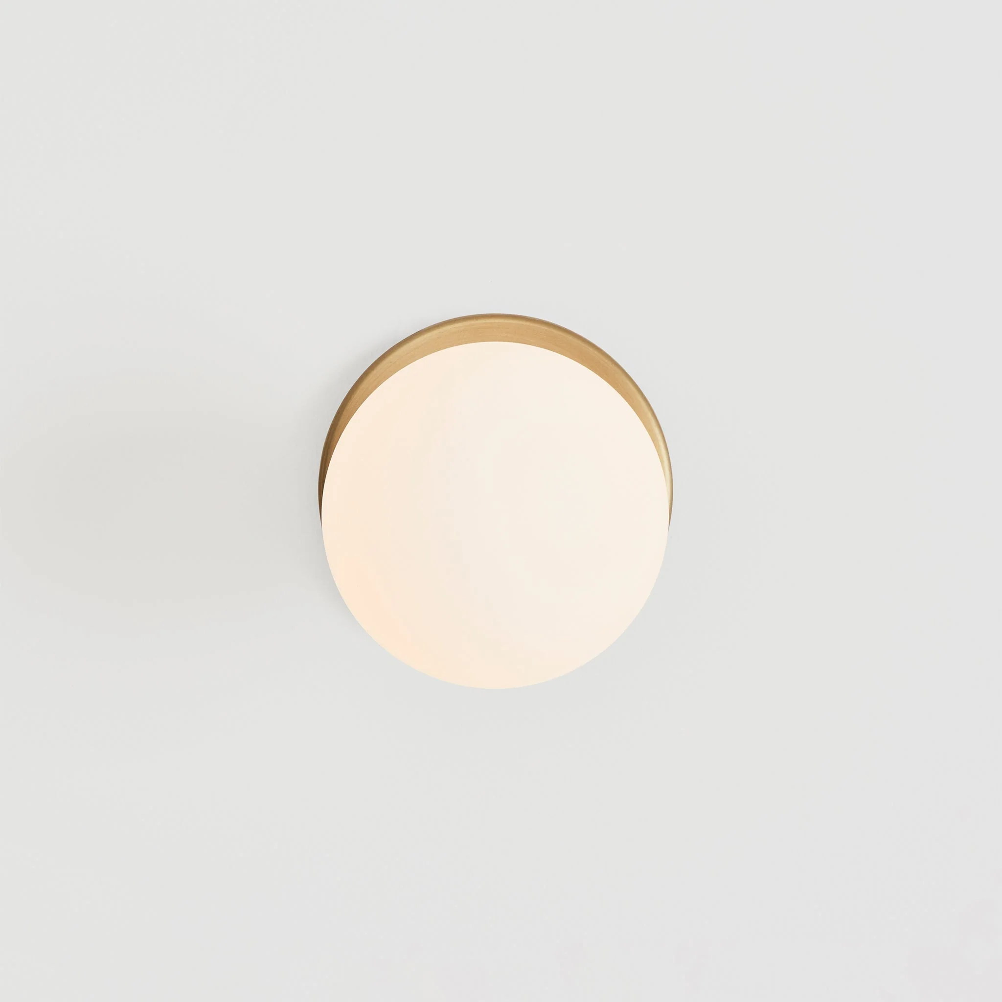 Lochan Wall Light in Brass + Sphere III - Image 8