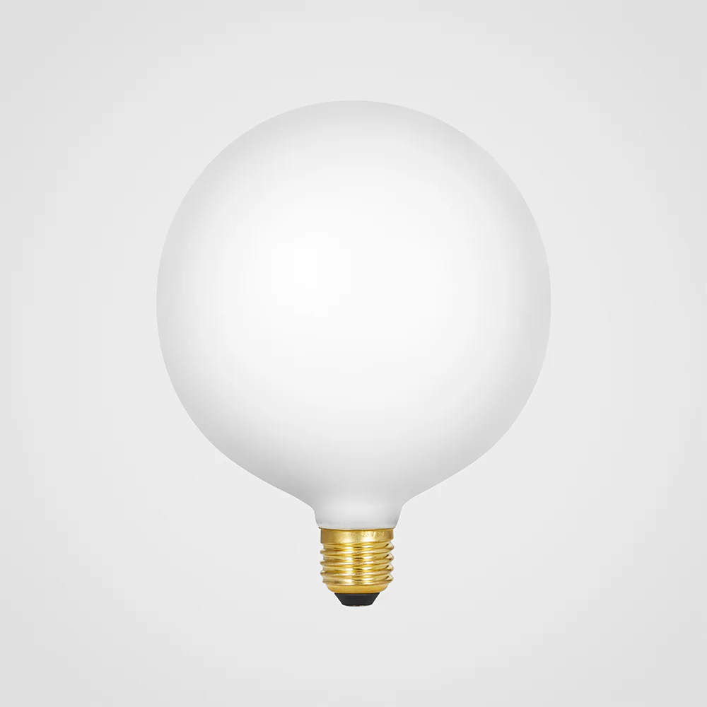 Sphere IV E27 Dim-to-Warm LED Bulb - Image 6