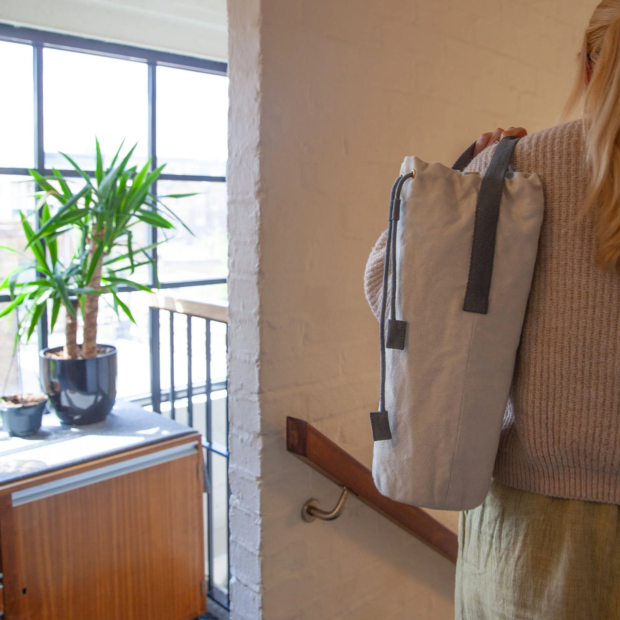 The Muse Canvas Bag - Image 6