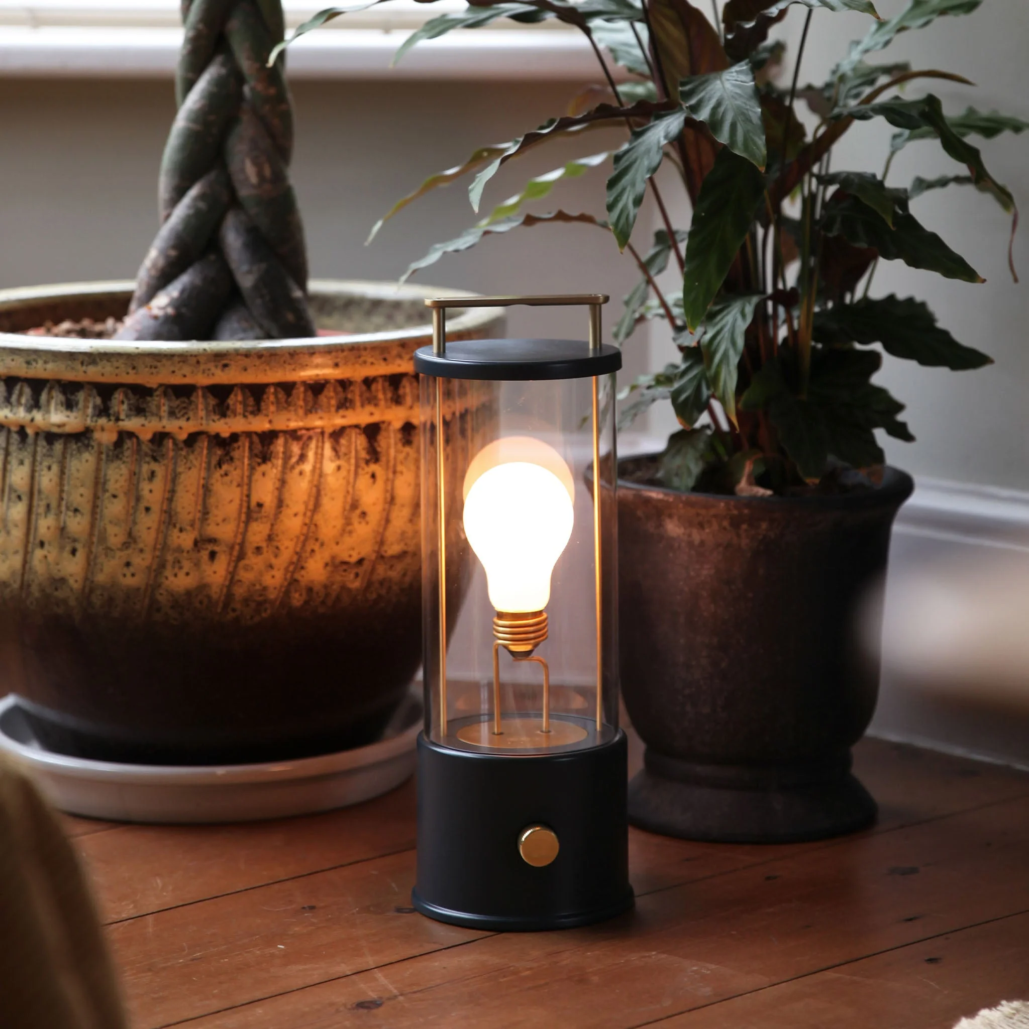 The Muse Portable Lamp in Hackles Black - Set of 2 - Image 4